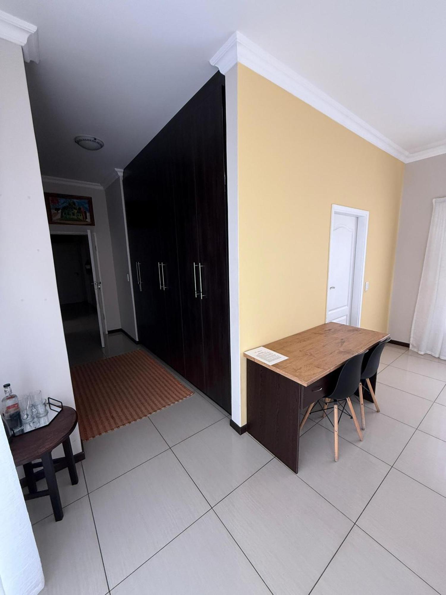 Cora'S Boutique Bed & Breakfast Swakopmund Exterior photo