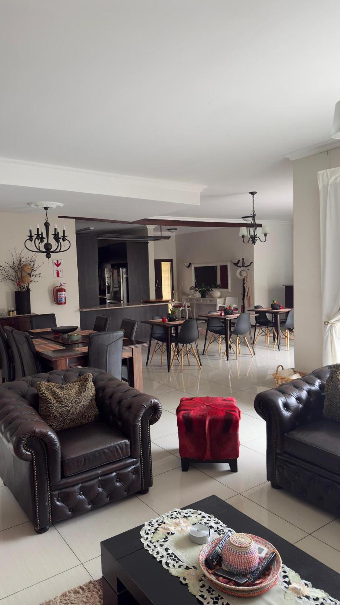 Cora'S Boutique Bed & Breakfast Swakopmund Exterior photo